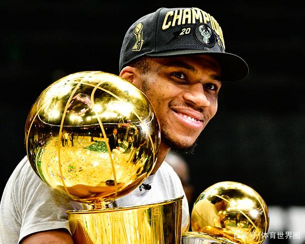 爱游戏-TES带队取胜！，字母哥重要时刻比赛规则变更赢得满堂喝彩-爱游戏